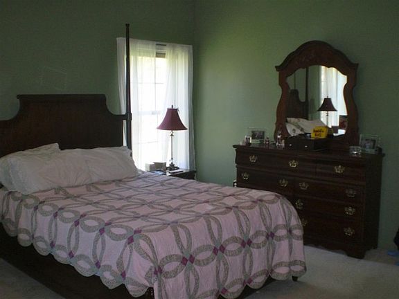 5th image of 37 Appalachian Dr