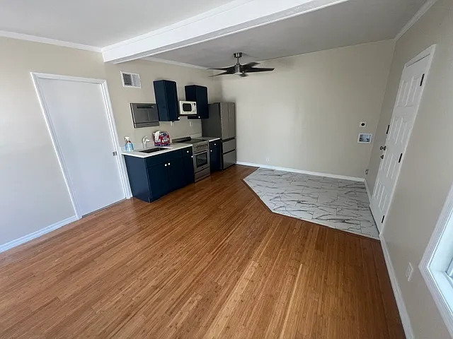 2600 26th Ave N — Photo 4