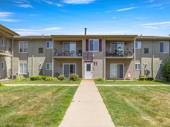 10037 Allen Pointe Dr, Allen Park, MI 48101