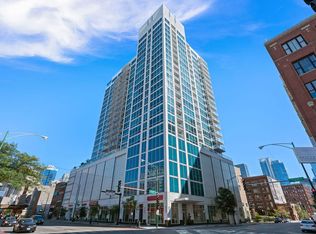 757 N Orleans St #1511, Chicago, IL 60610