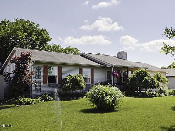 2nd image of 31821 Pawton Ln