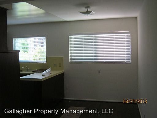 2nd image of 1015 Laguna St
