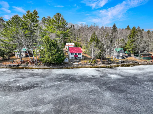28 Waters Edge, Hartford, ME 04220