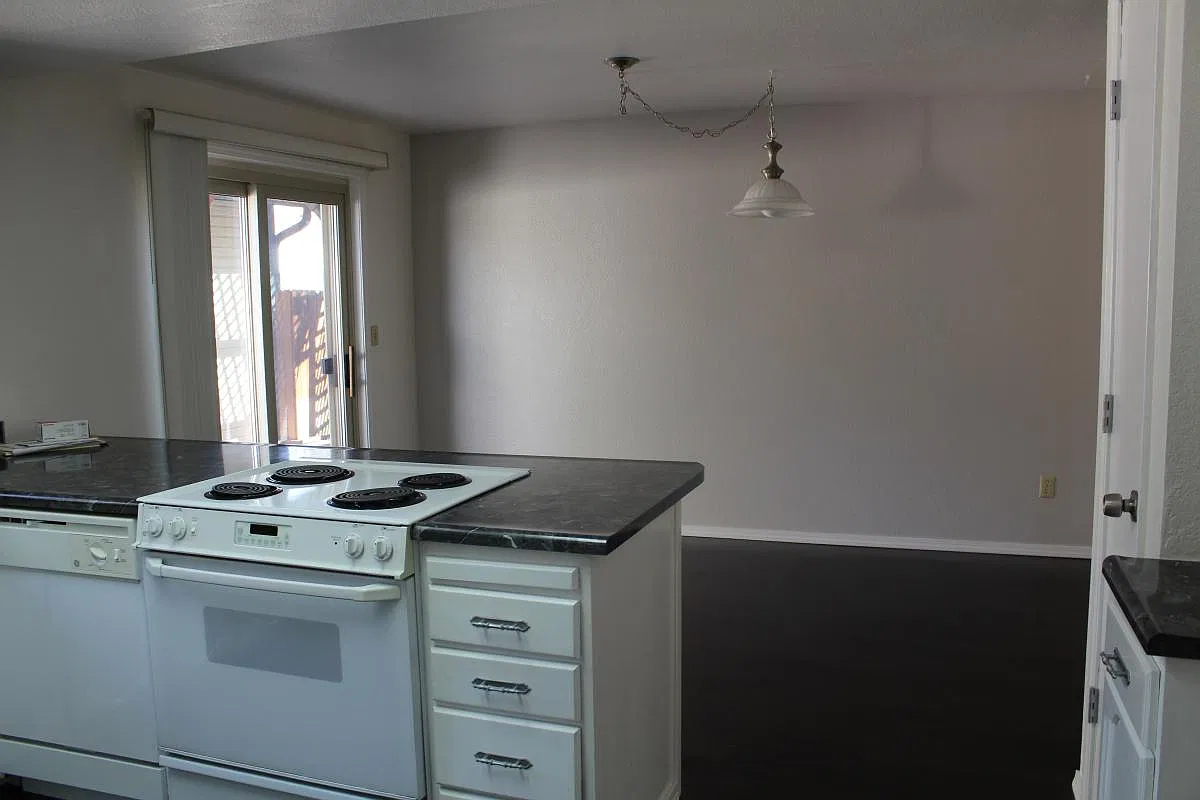 2 bed, 1146 sqft, $1,850 — Photo 4