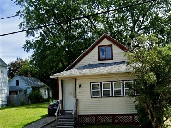 3873 E 57th St, Cleveland, OH 44105
