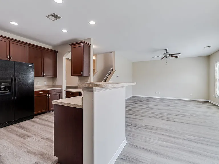 58 Spring Lakes Cir — Photo 14