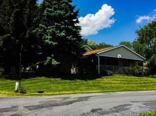 201 Becker Rd, Lititz, PA 17543