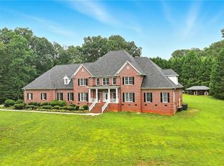 1218 Enchanted Forest Dr, Browns Summit, NC 27214