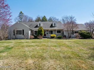 1270 Ruffner Rd, Niskayuna, NY 12309
