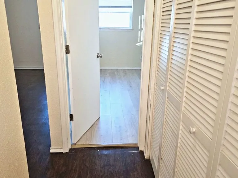 Greenswest Apartments — Photo 19