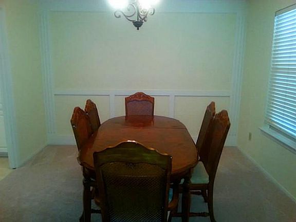 4th image of 2412 Meadow Creek Dr