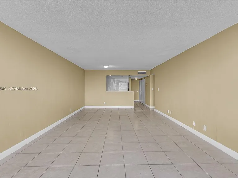 9143 SW 77th Ave #B802 — Photo 9