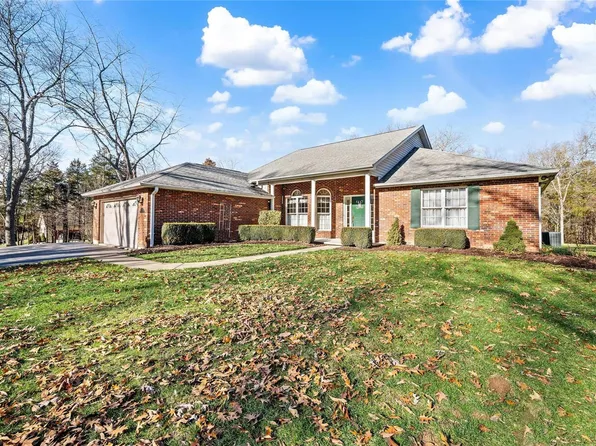 8750 Kerkhoff Rd, Pevely, MO 63070