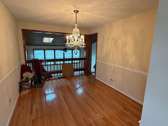 5th image of 1420 Greenway Rd