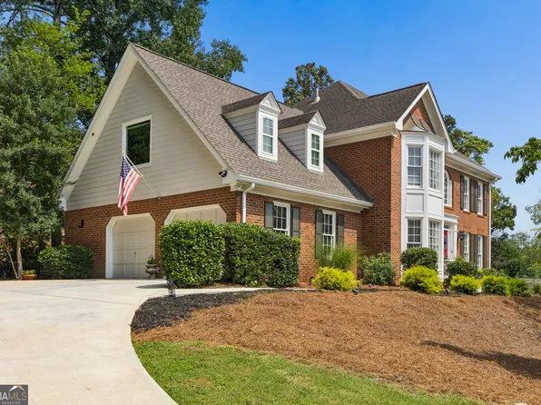 8850 Willowbrae Ln, Roswell, GA 30076