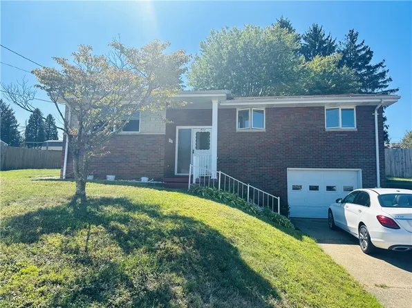 653 Joseph St, Mount Pleasant, PA 15666