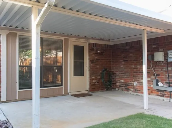 557 Grace Ln, Coppell, TX 75019