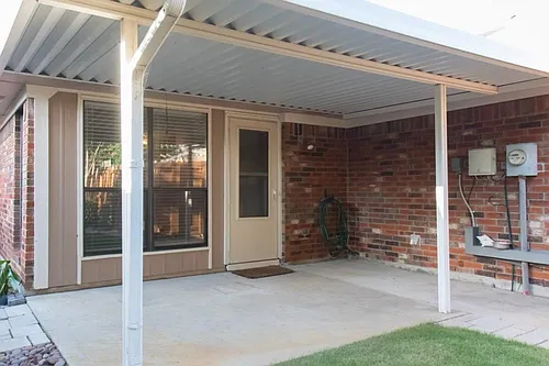 557 Grace Ln Photo 1