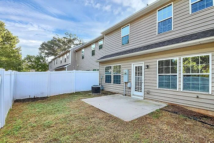 12038 Elizabeth Madison Ct — Photo 29