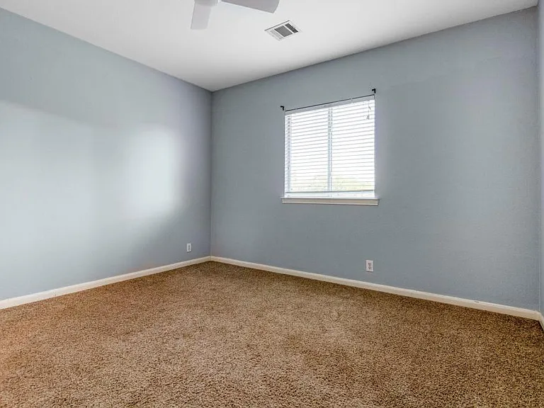 9116 Pedernales Rio — Photo 38