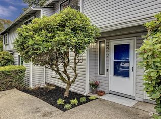 12505 SE 30th St UNIT B-2515, Bellevue, WA