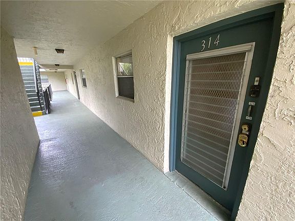 4th image of 1830 SW 81st Avenue #4314