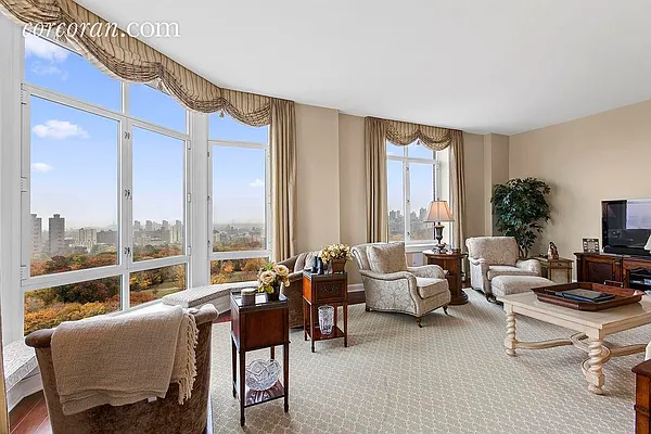 Rented by Corcoran | media 3
