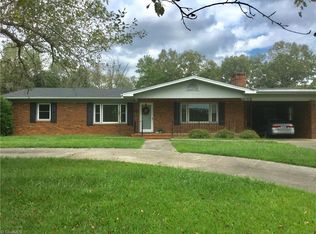 4084 Hopewell Church Rd, Trinity, NC 27370