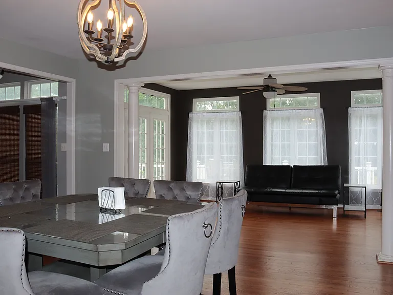 11125 Suffolk Dr — Photo 17
