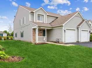 3153 Impressions Dr, Lake In The Hills, IL 60156