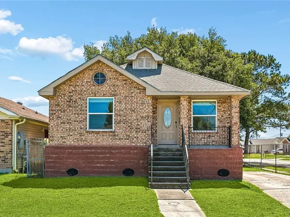 2045 Gladstone Dr, Marrero, LA 70072