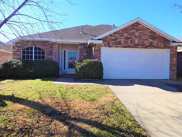 649 Babbling Brook Dr — Photo 1