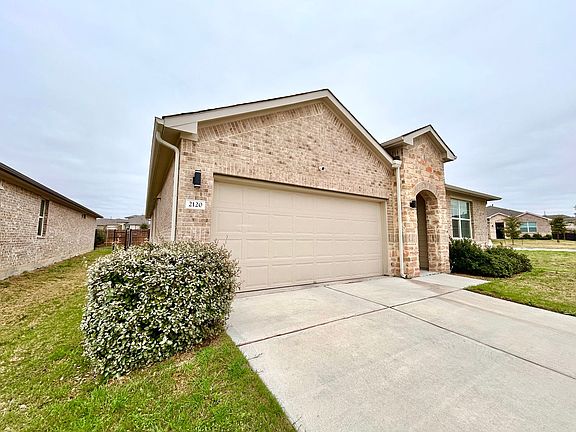 2nd image of 2120 Alamo Heights Ave