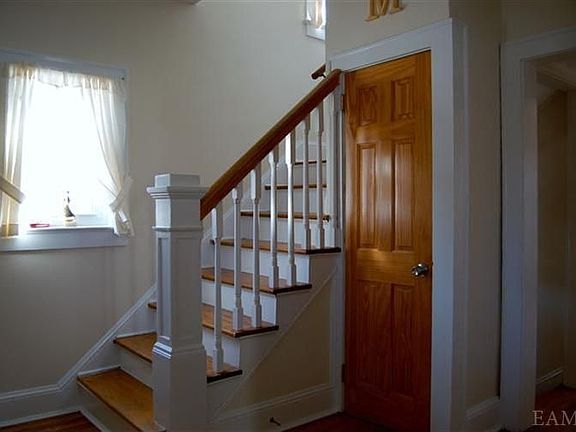 3rd image of 73 Penfield Ave