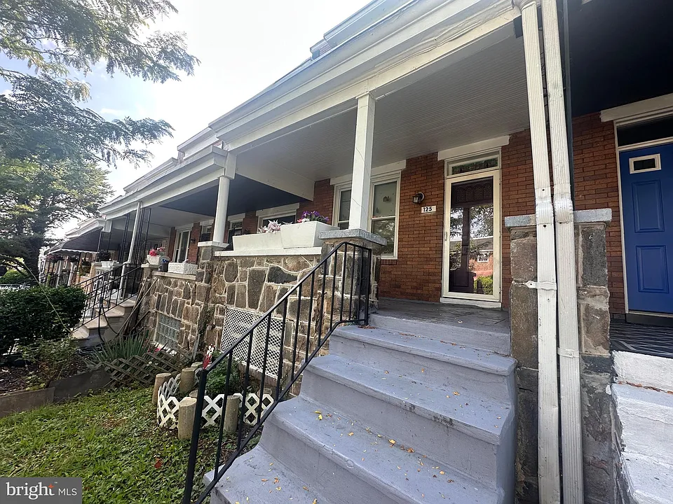 125 N Monastery Ave