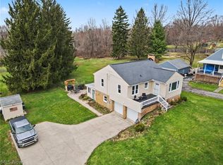 8084 Wright Rd, Broadview Heights, OH 44147