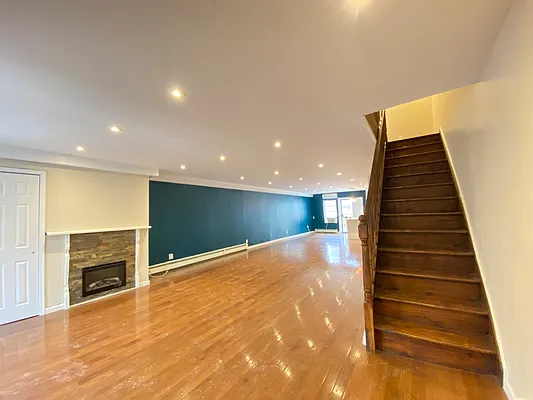 Rented by Kaden Realty | media 2