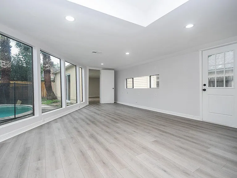 10903 Shawnbrook Dr — Photo 18