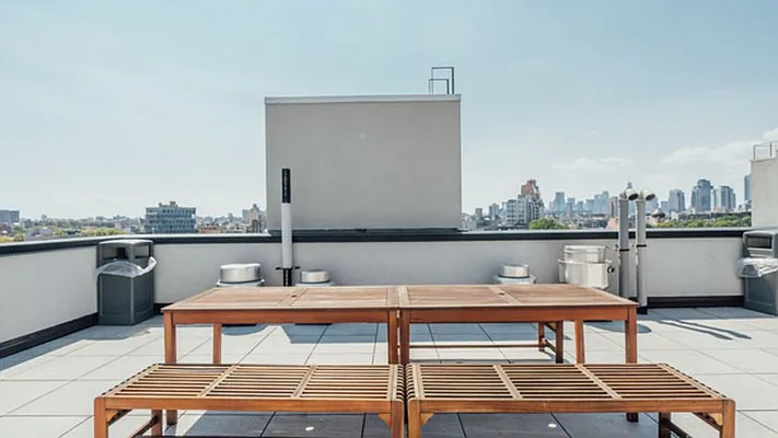 Rented by Nooklyn NYC LLC | media 42