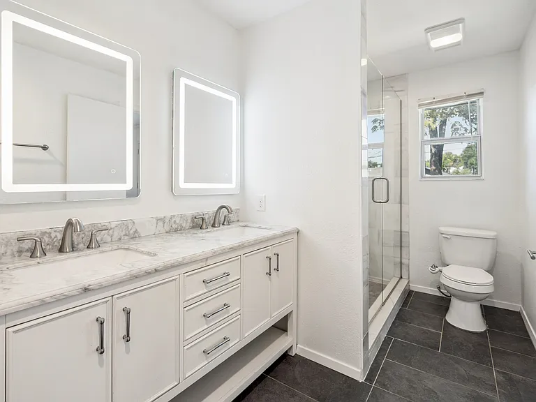 5929 Canterview Dr — Photo 27