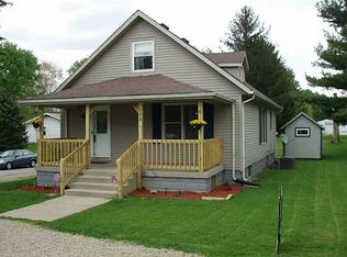208 N Main St, Waldron, IN 46182