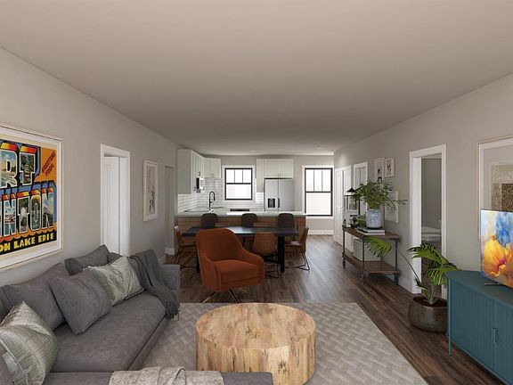 3rd image of 270 SE Catawba Rd #104