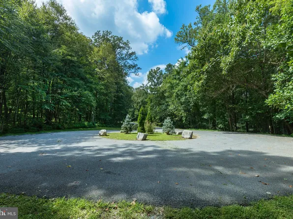 9 Vestral Dr, Pequea, PA 17565