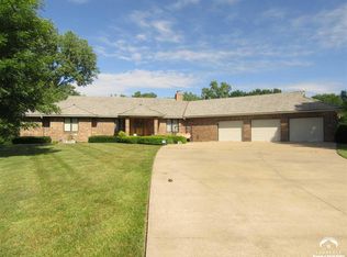 1119 E 1264th Rd, Lawrence, KS 66047
