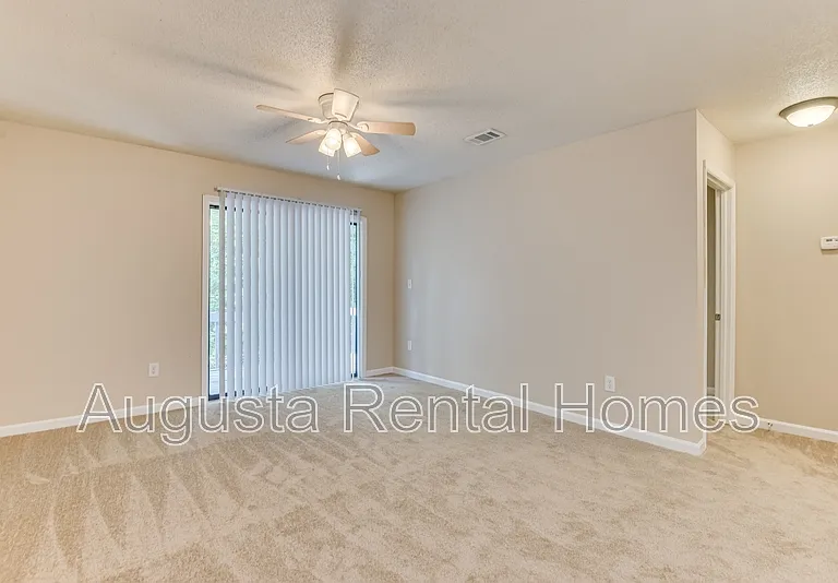 3510 Woodlake Rd #D — Photo 4