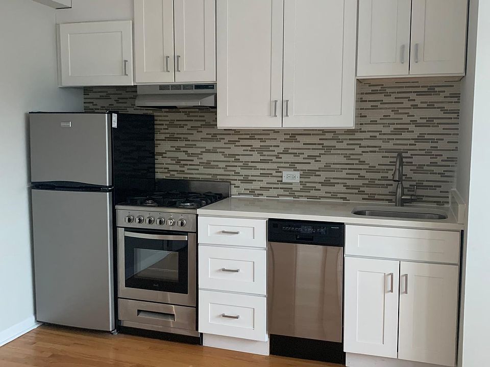 1st image of 2522 W Leland Ave #6u1tvc44u