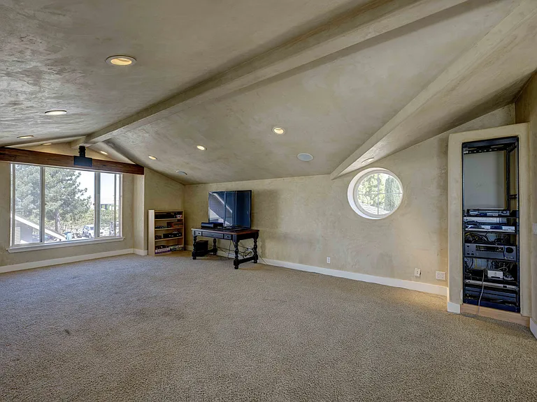 1101 Los Carneros Ave — Photo 17