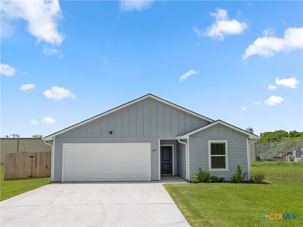 809 Flycatcher Dr, Palacios, TX 77465