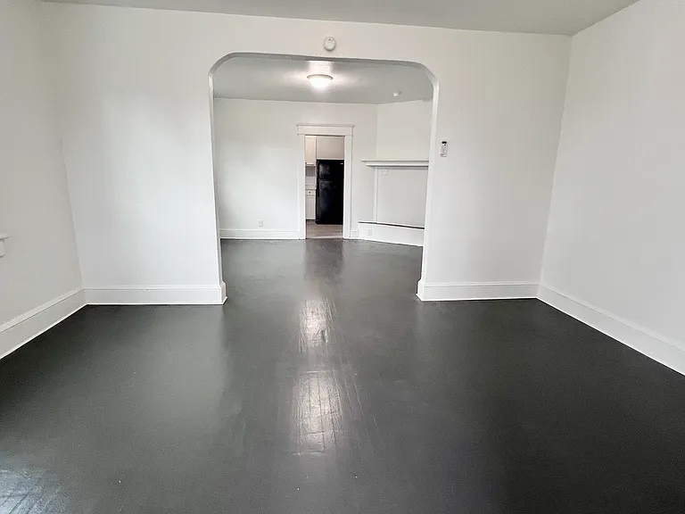 1707 Holladay St #7 — Photo 11