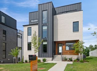 6010A Hill Cir, Nashville, TN 37209